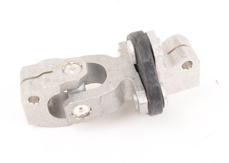 Карданный шарнир с крестовиной  E28/24/23