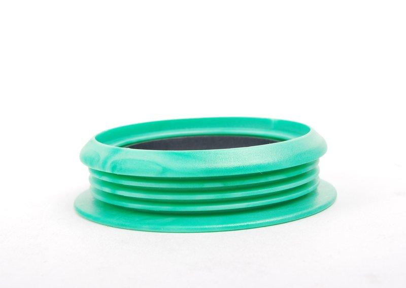 Пластмассовое кольцо