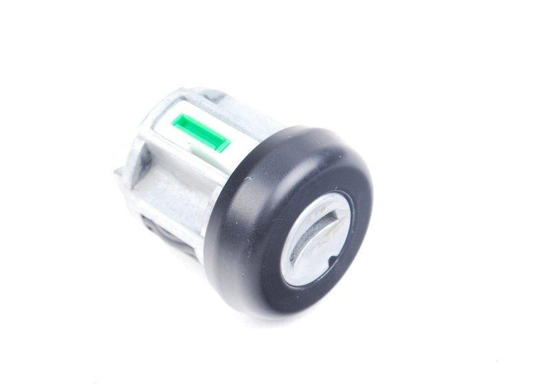 Цилиндр замка с ключом