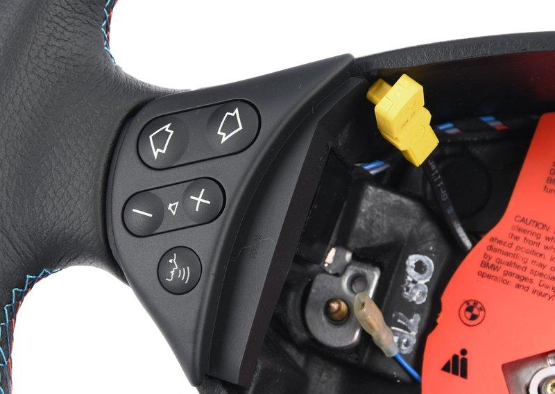 M спортивное рулевое колесо с НПБ,кожа