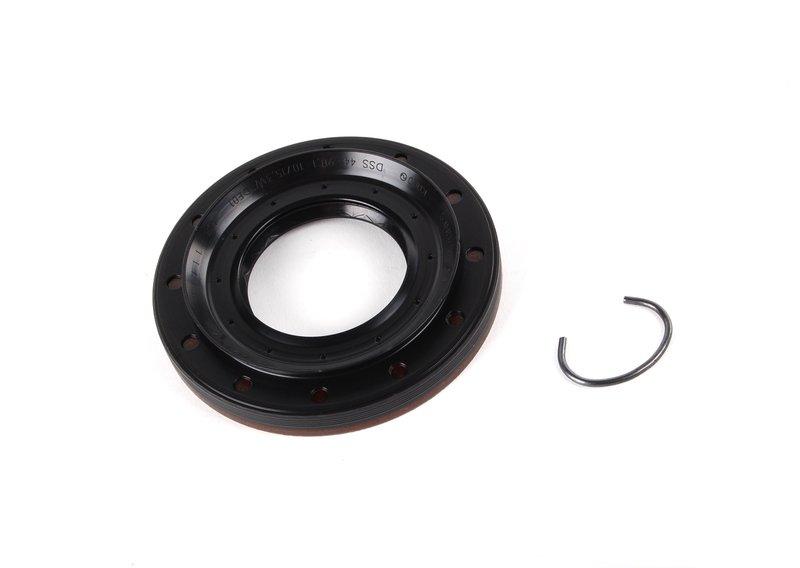 Сальник со стопорным кольцом