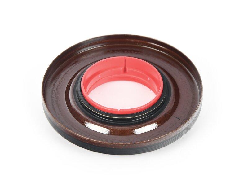 Сальник со стопорным кольцом