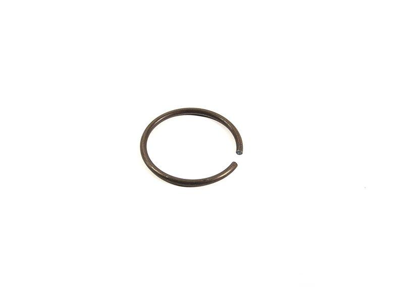 Стопорное кольцо