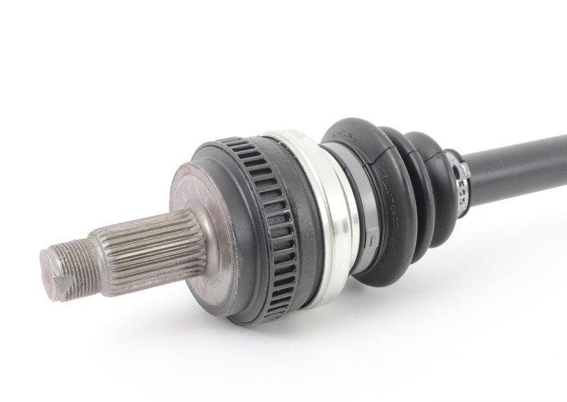 Восстановленный выходной вал слева