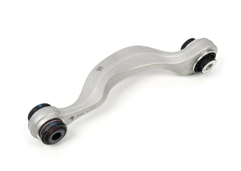 G01 верхний рычаг задней подвески правый