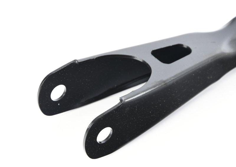 G01/G02 продольный рычаг задней подвески