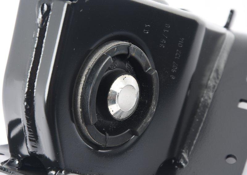 Кронштейн продольного рычага П R60 R61