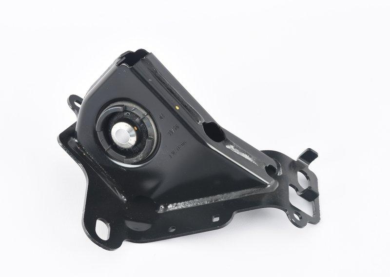 Кронштейн продольного рычага П R60 R61