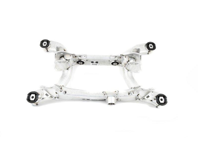 балка заднего моста