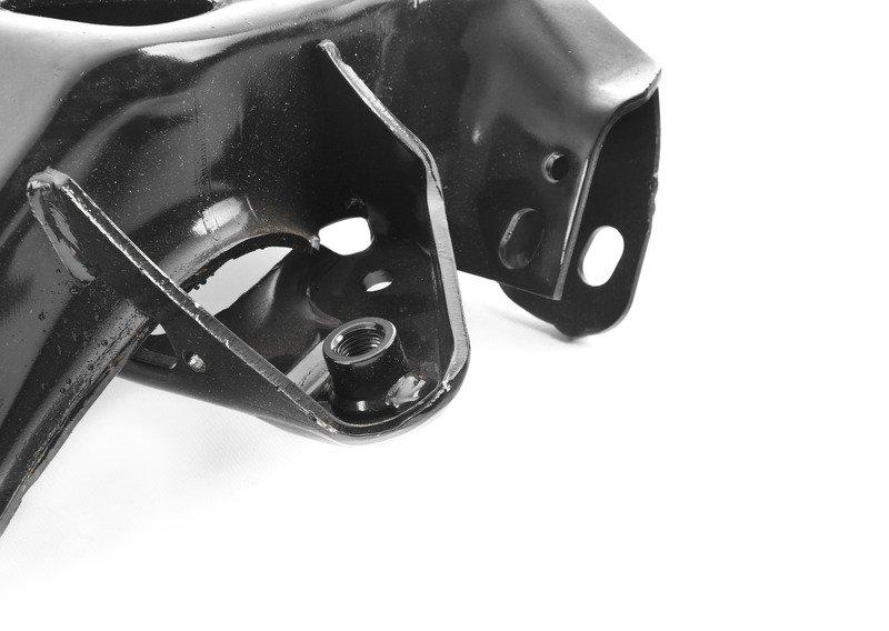 Продольный рычаг подвески Л