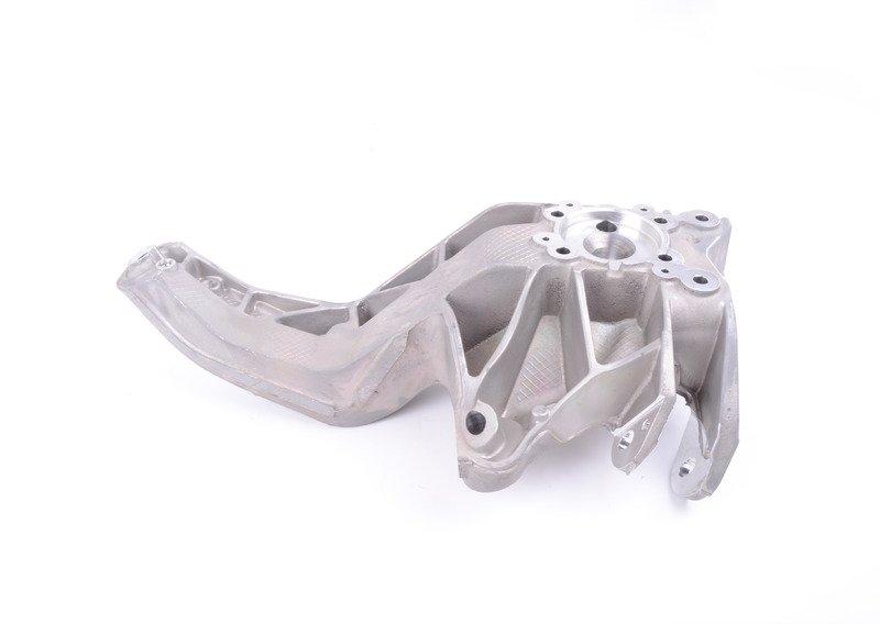 Продольный рычаг подвески Л