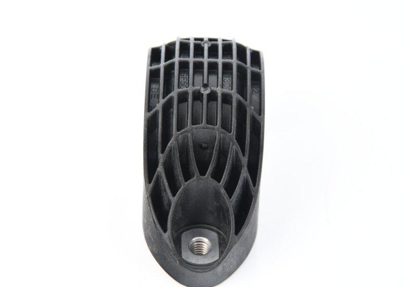 Удерживающая скоба стабилизатора