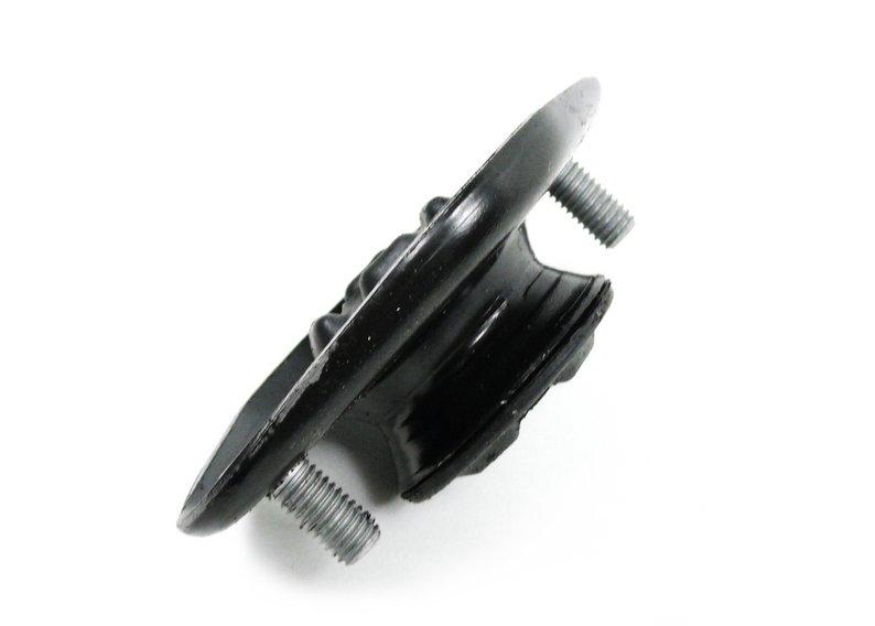 Верхняя опора амортизационной стойки