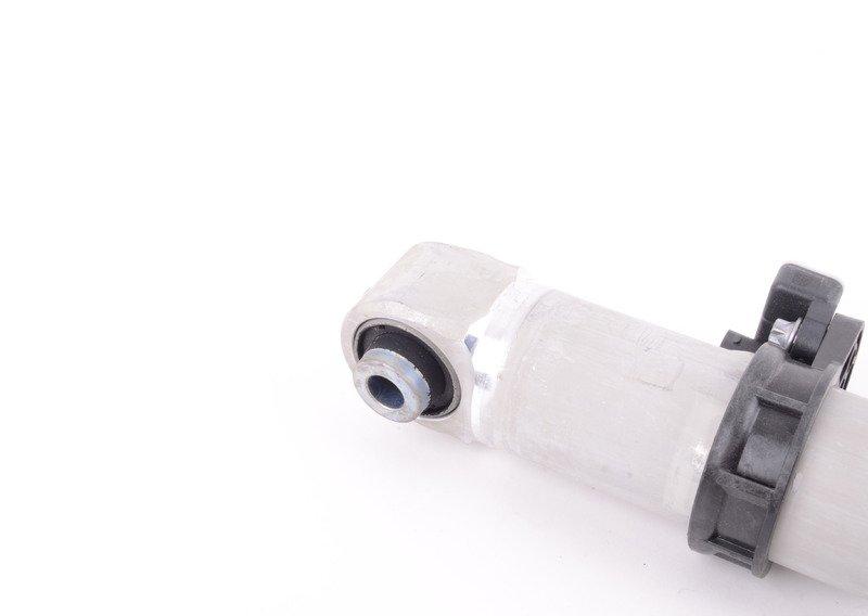 F80 задний левый амортизатор