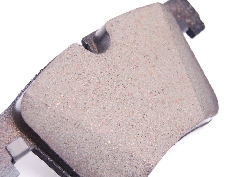 F20/F30 Рем.к-т торм.накладок. безасбестовых