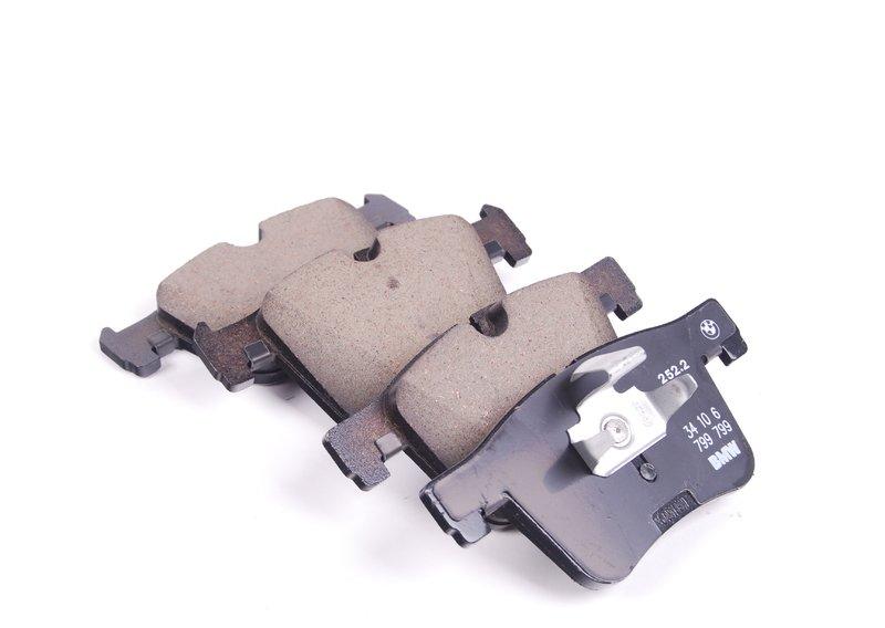 F20/F30 Рем.к-т торм.накладок. безасбестовых