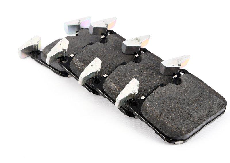 i8 (I12/I15) Рем.к-т торм.накладок. безасбестовых