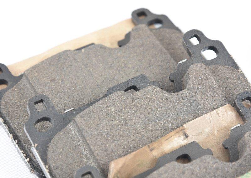 F40/F57/F56/F60/F39/F48N Рем.к-т торм.накладок. безасбестовых