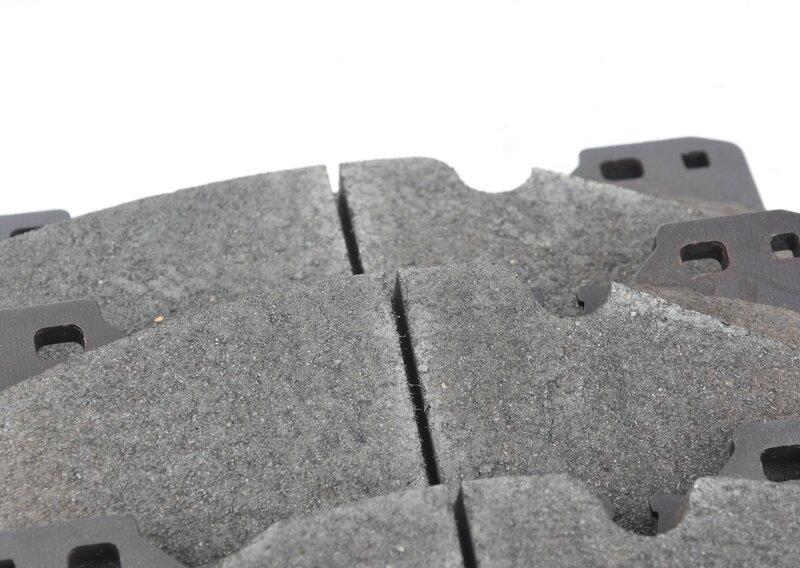 F90/F95 тормозные колодки передние