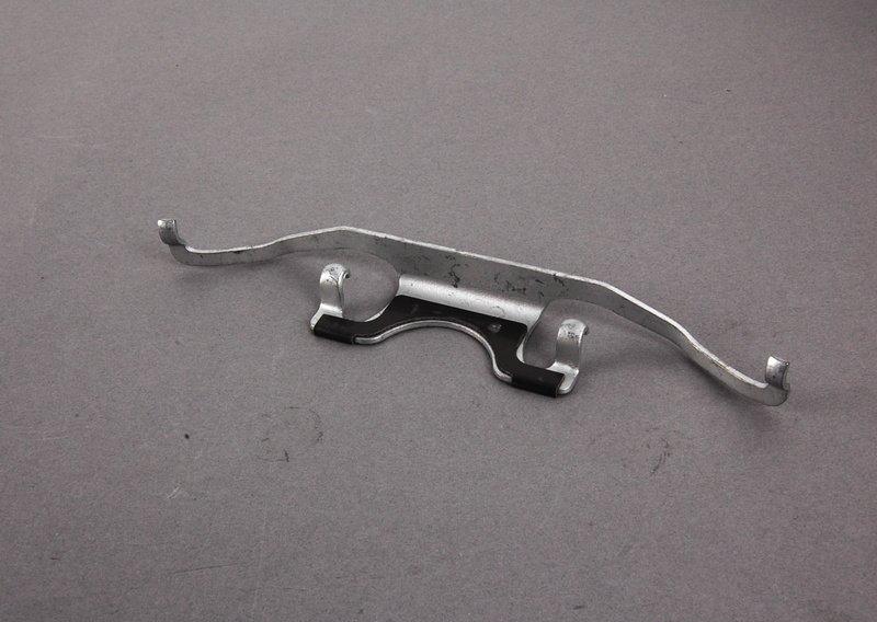 Фиксирующая пружина