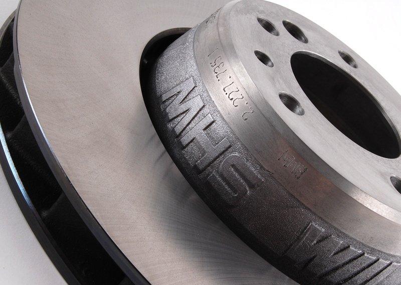 E31 850 CSi тормозной диск передний правый