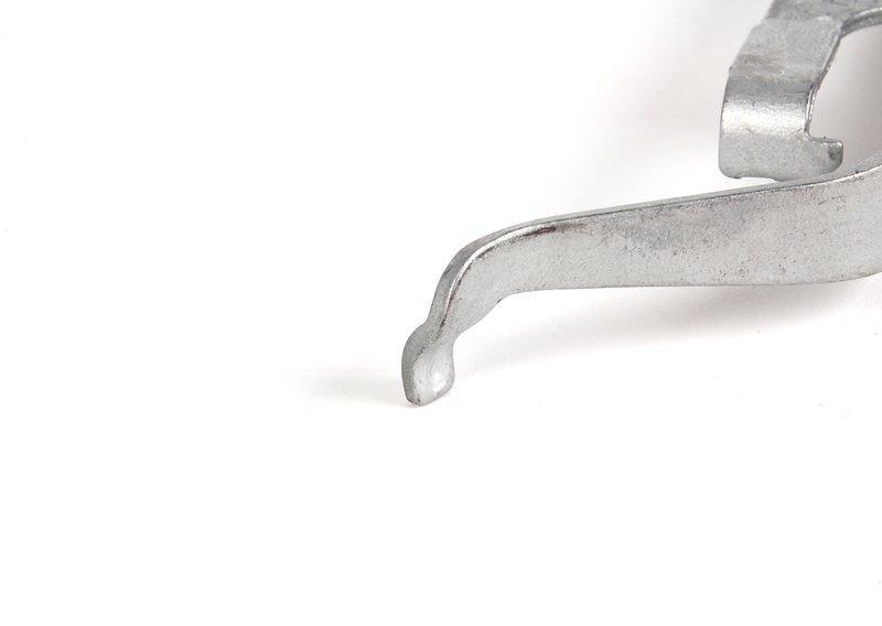 Фиксирующая пружина