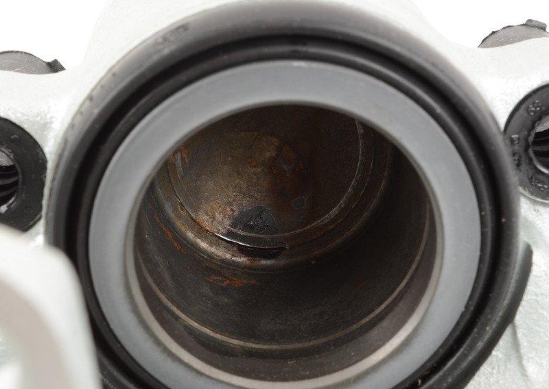 Корпус суппорта тормозного механизма Л