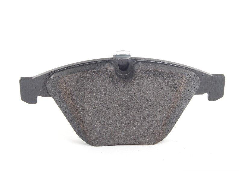 E60 тормозные колодки