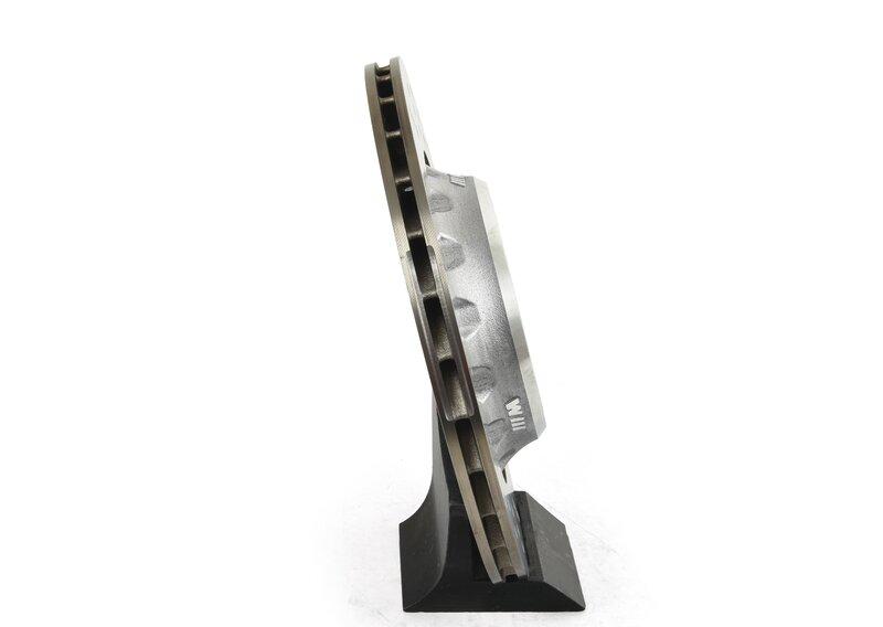 F87/F80/F82 тормозной диск правый задний M3/M4