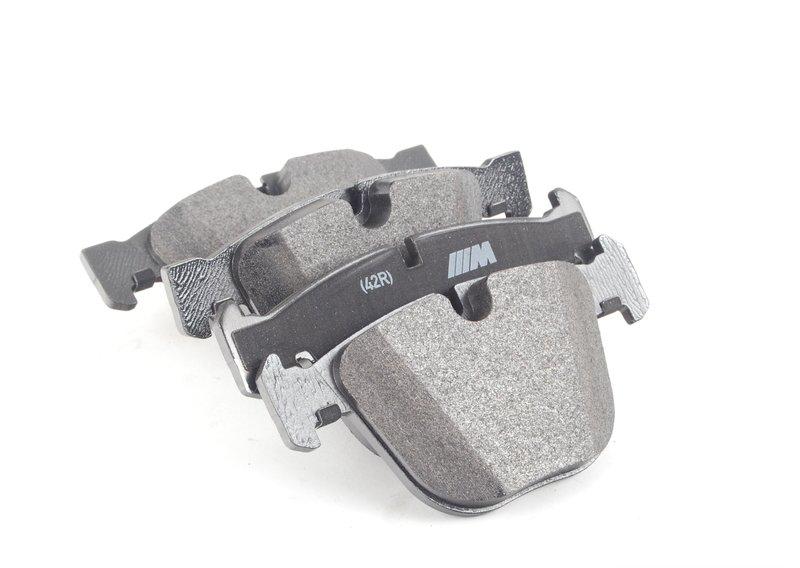 Рем.к-т торм.накладок. безасбестовых E82 M Coup