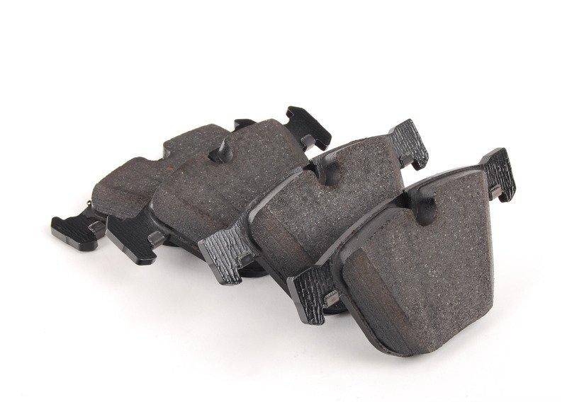 E60 комплект колодок