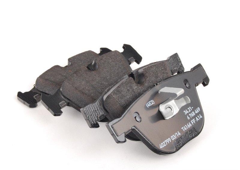 E60 комплект колодок