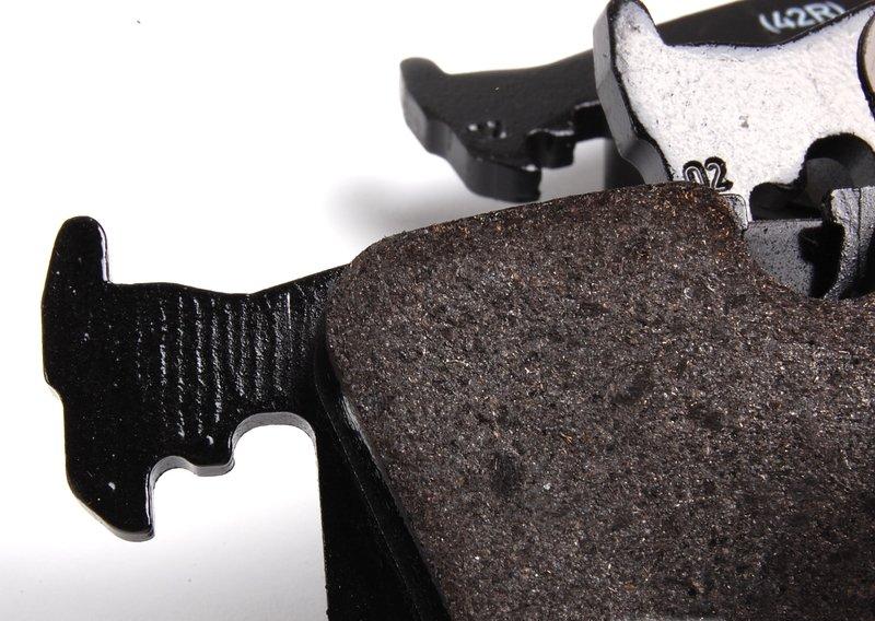 M5 E39 колодки задние