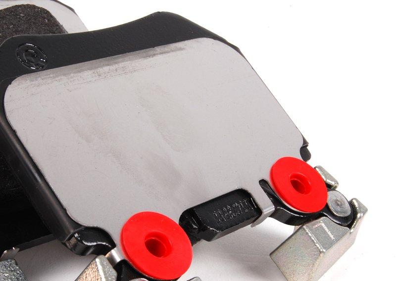 E90 Колодки зад