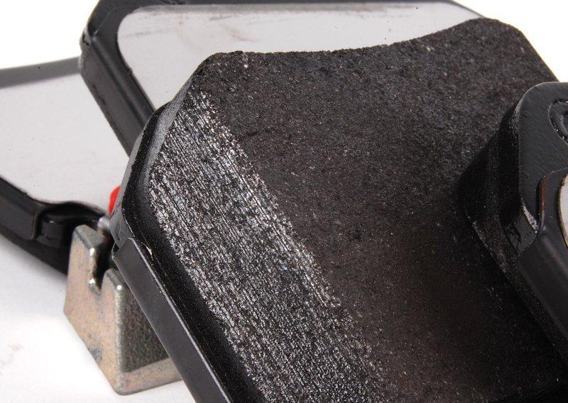 E90 Колодки зад