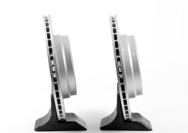 E90 тормозной диск задний