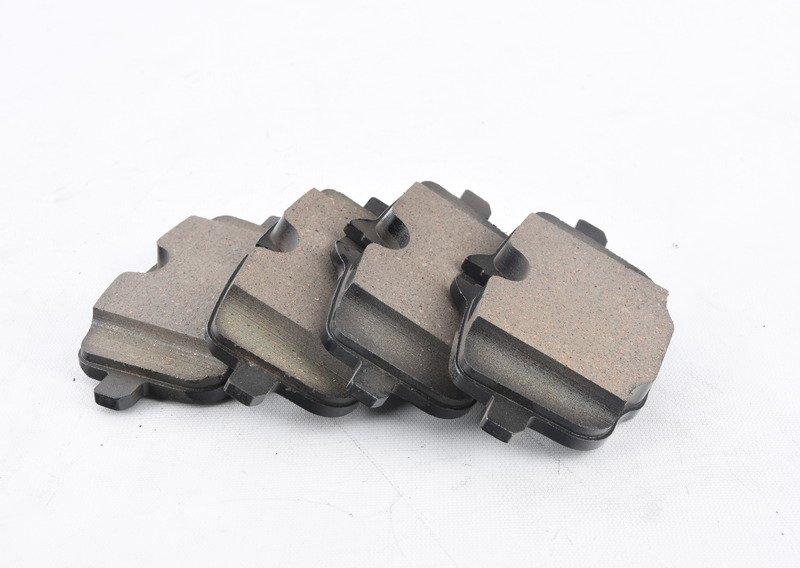 G30 задние колодки спорт