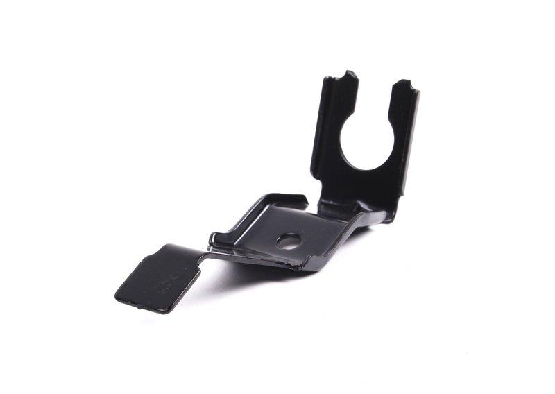 Держатель трубопровода тормоз.привода