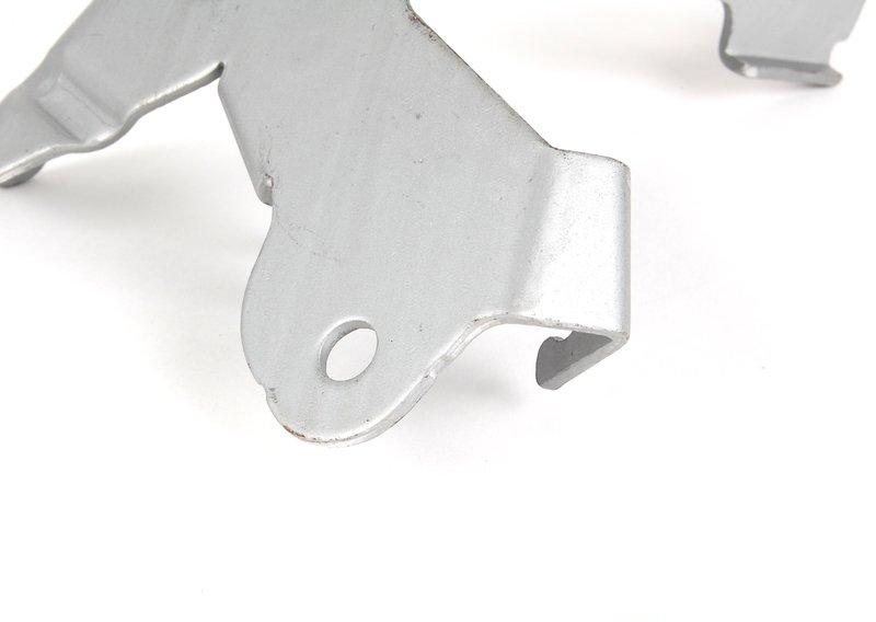 Держатель тормозного шланга Л