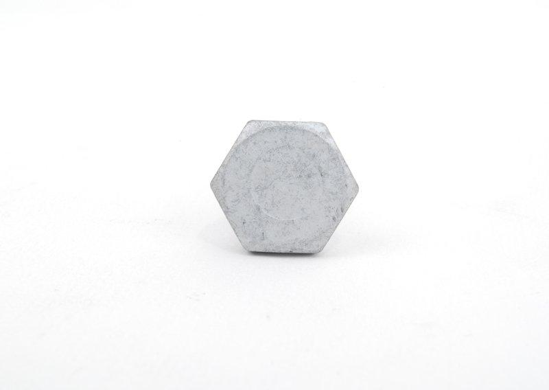 Болт с шестигранной головкой