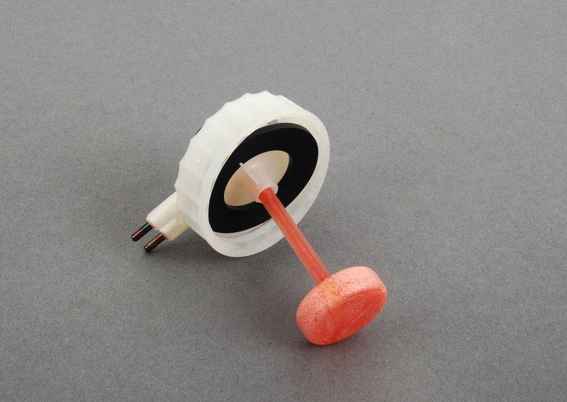 Запорный механизм с выключат.сигн.лампы