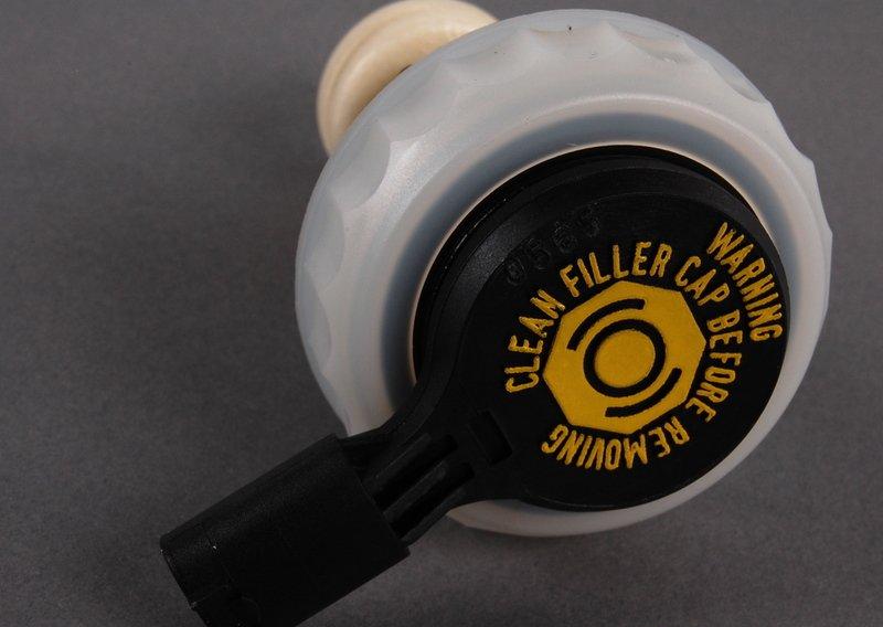 Запорный механизм с выключат.сигн.лампы