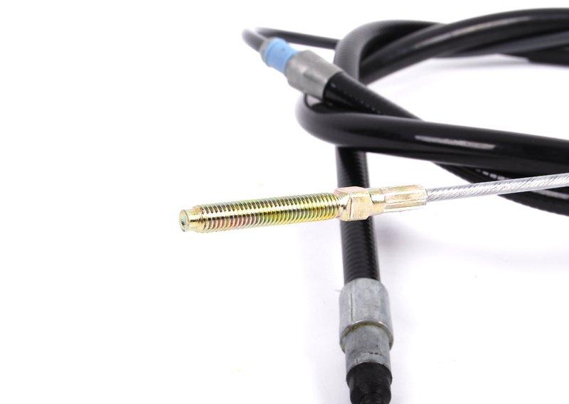 Трос стояночного тормоза Л