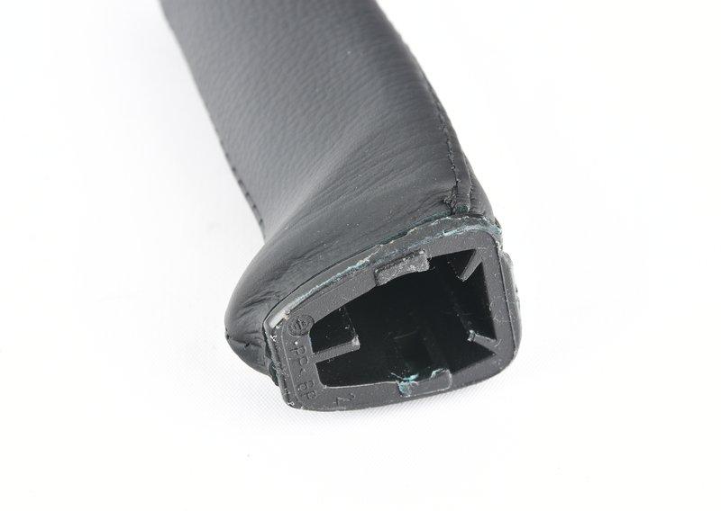 Рукоятка рычага стояночного тормоза