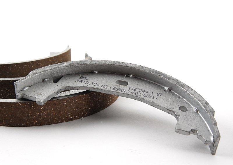 Ремкомплект тормозной колодки безасбест.