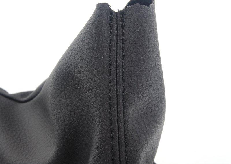 Чехол рычага стояночного тормоза