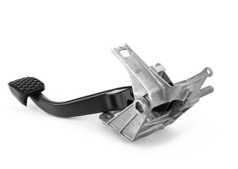 Педальный механизм с педалью тормоза