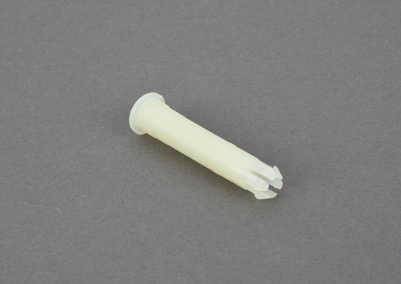 Штифт главного цилиндра сцепления