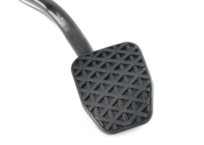 Педальный механизм с педалью тормоза