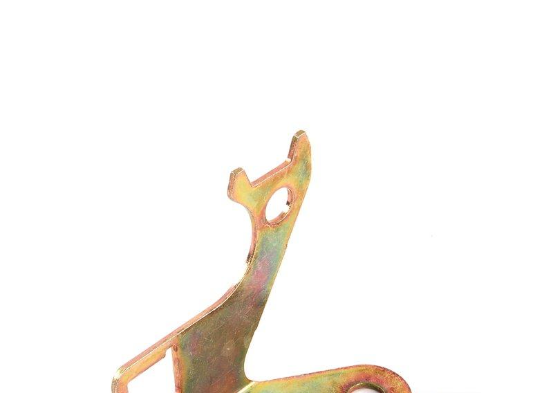 Кронштейн выключателя сцепления